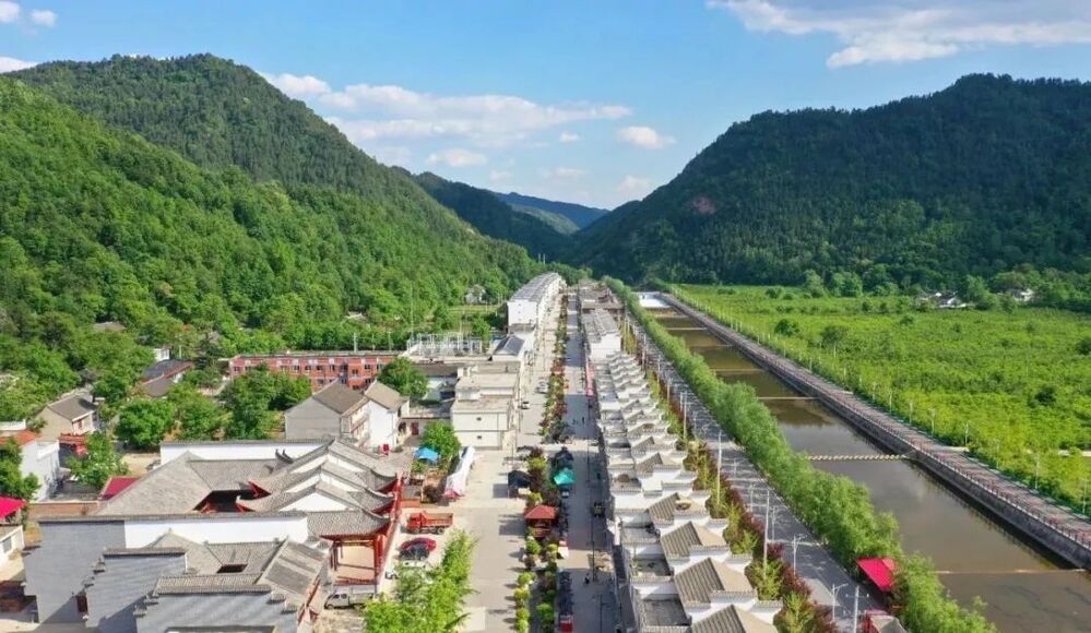 途经国家4a级旅游景区,十四运会公路自行车赛道——蟒岭绿道,感受西北