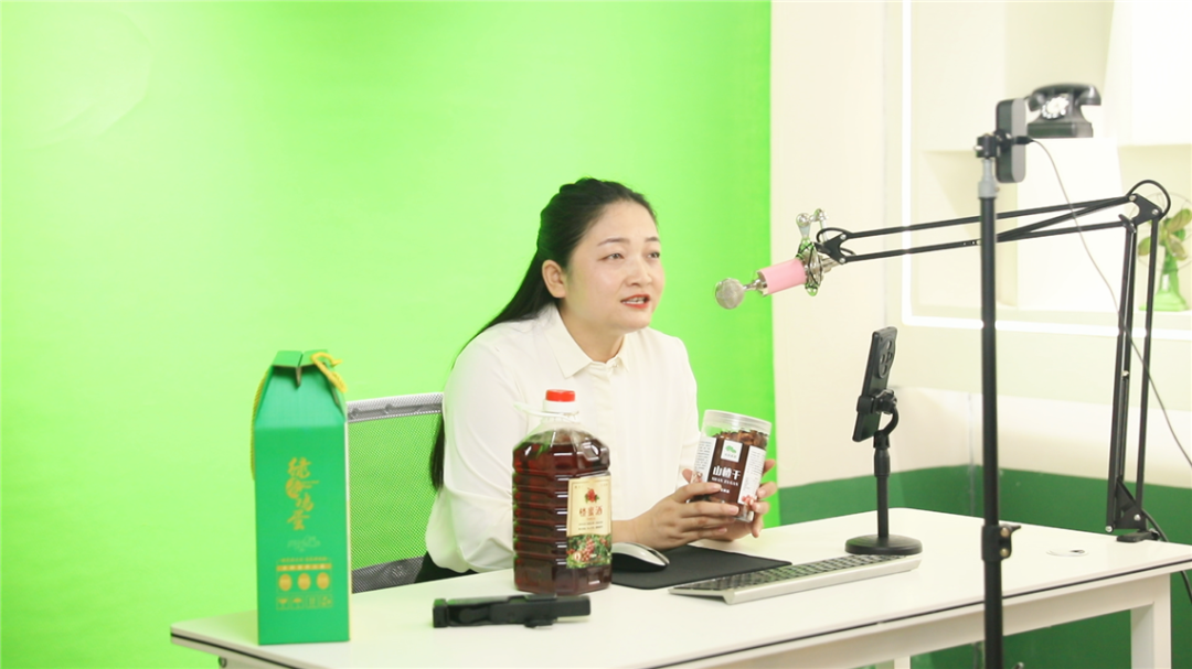 石梯镇 丰收季里好光景 多元产业绘新篇 (2).png