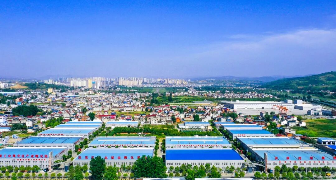 五里工业集中区全景.JPG